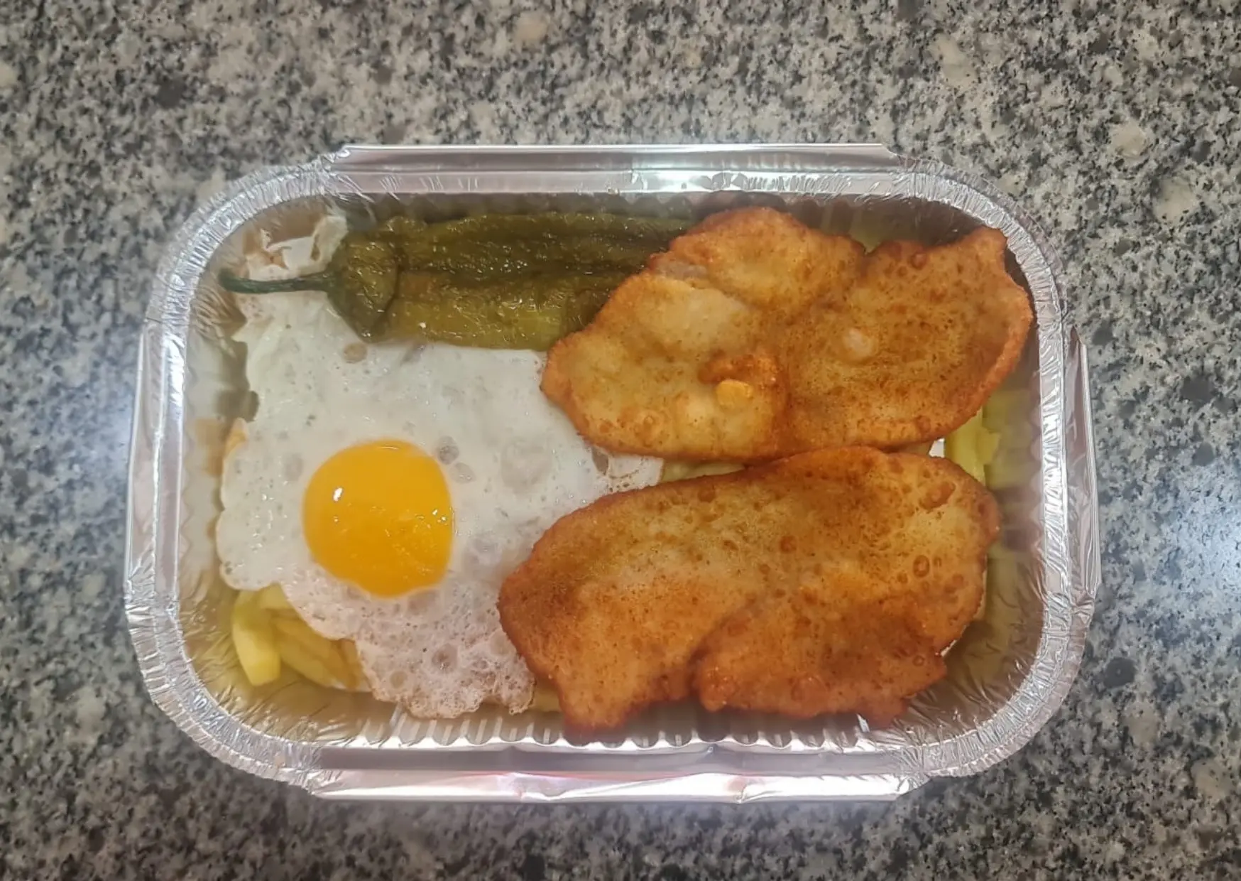 Plato Combinado de Pechuga Empanada Nicos